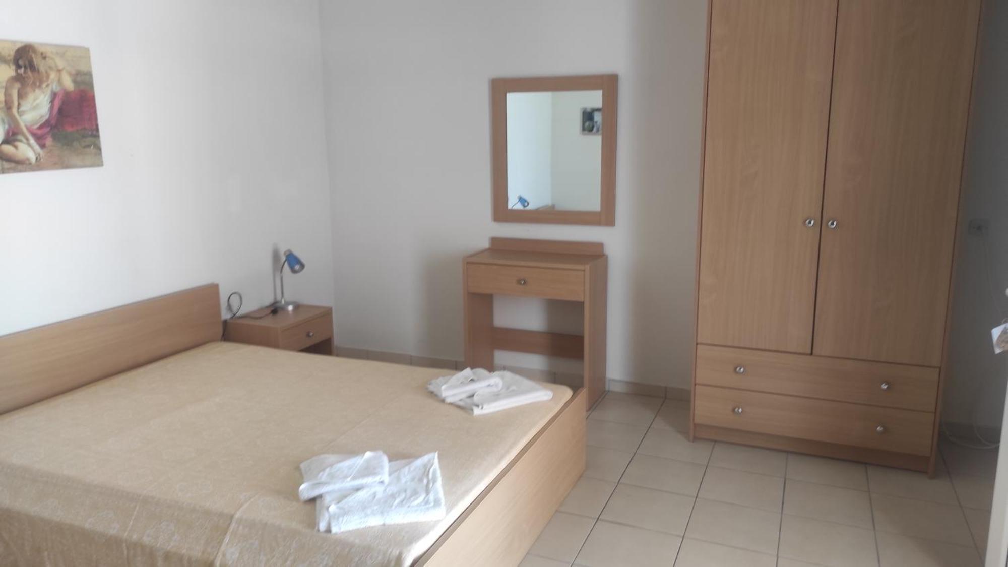 Cathrin Beach Apartments Σταυρός Εξωτερικό φωτογραφία